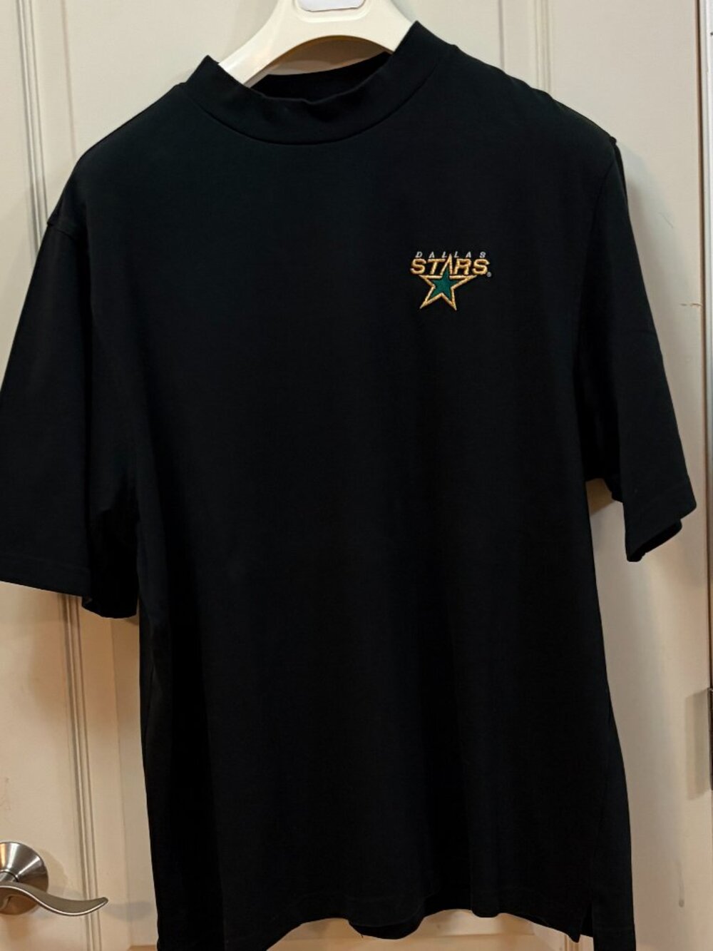 Antigua Men's Size XL 57% Cotton/40% Poly/3% Spandex S/S T-Shirt. Black/Yellow.